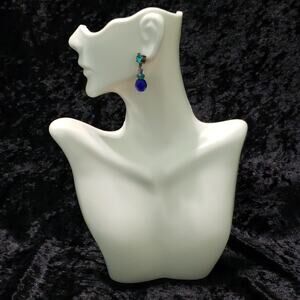 Pierced Earrings‎